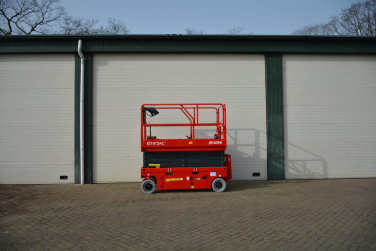 Schaarhoogwerker 10M | Magni 1012 AC+